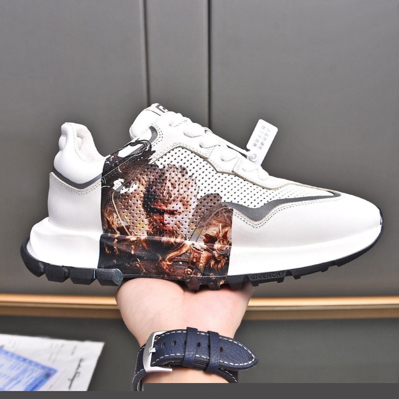 Givenchy Sneakers